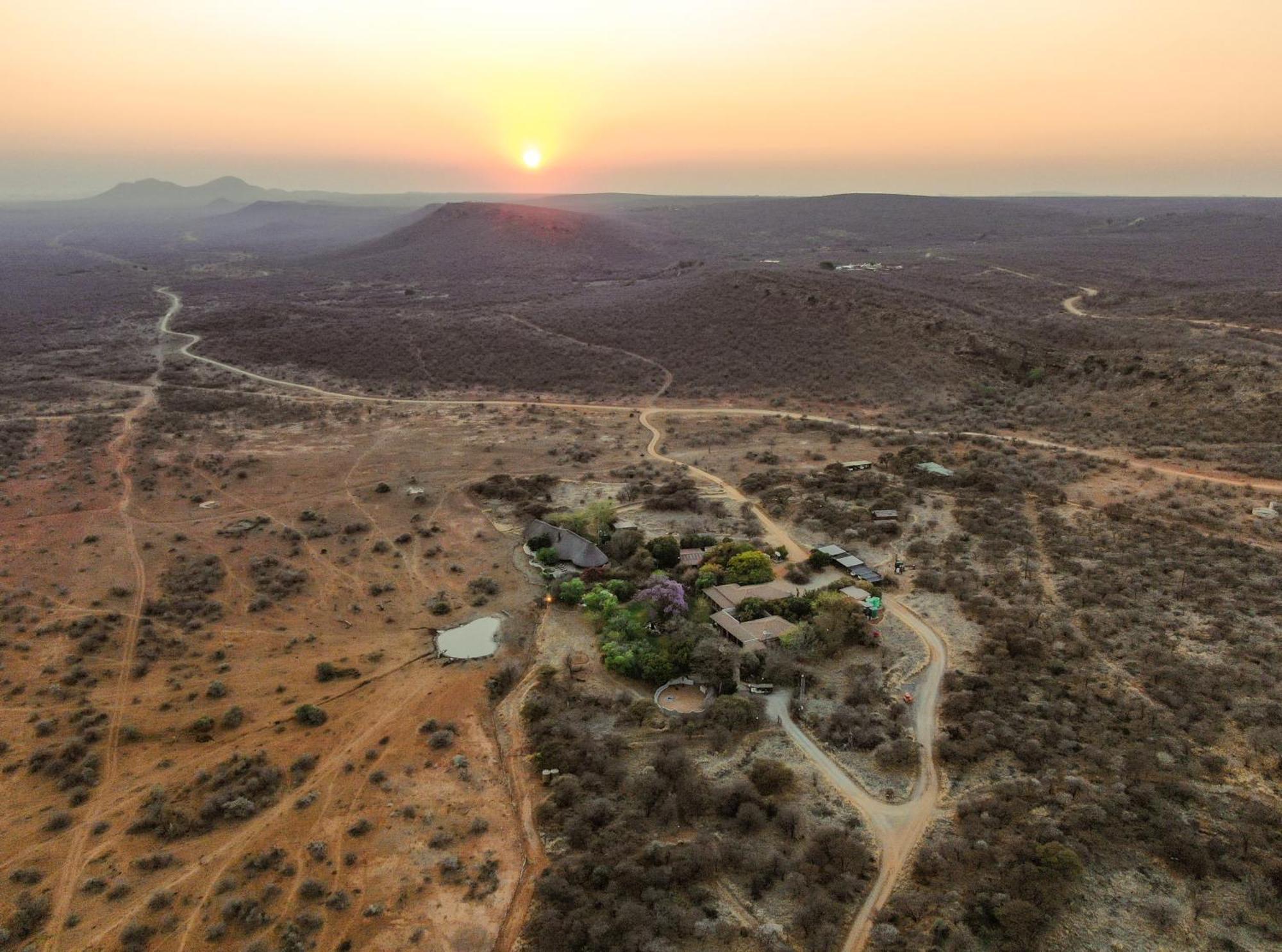 Last Word Madikwe Madikwe Game Reserve Eksteriør bilde